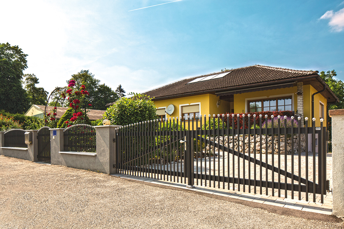 guardi-aluzaun-modell-gloriette-zaunfeld-gartentuer-zweifluegeltor-4-lowres