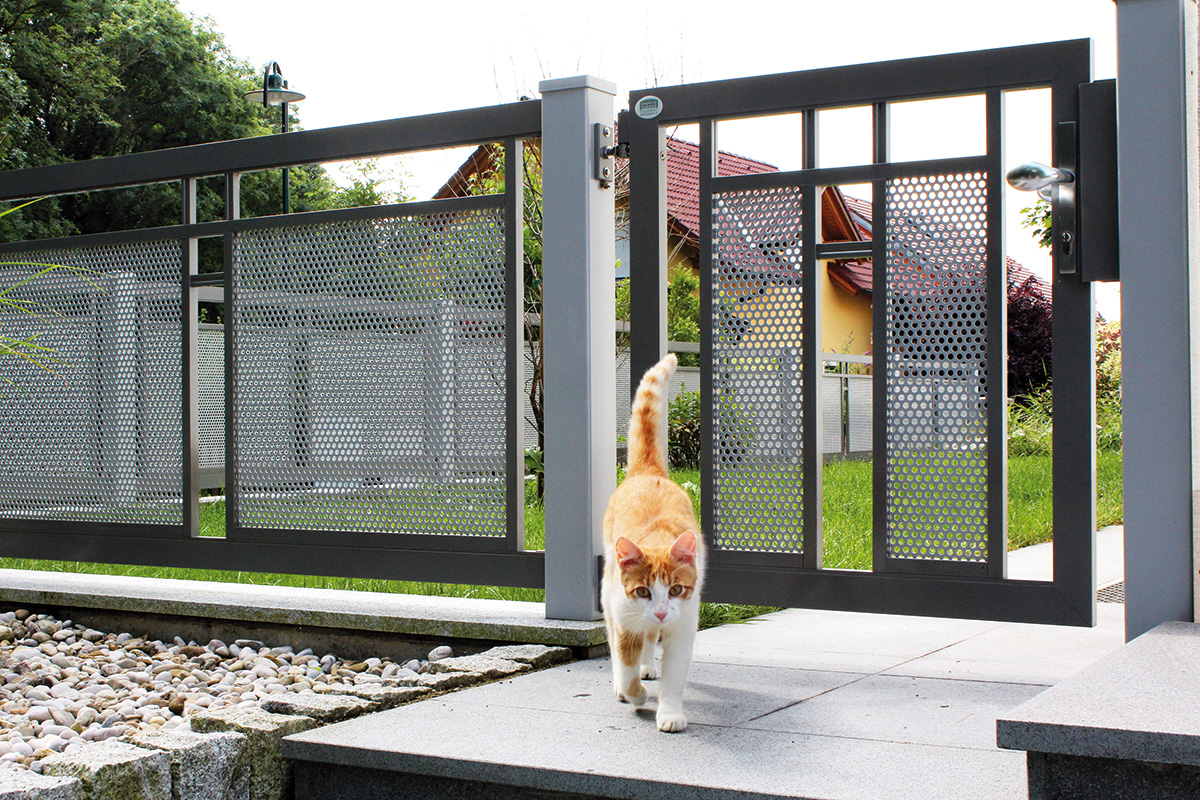 guardi-aluzaun-modell-loskana-zaunfeld-gartentuer-2-lowres