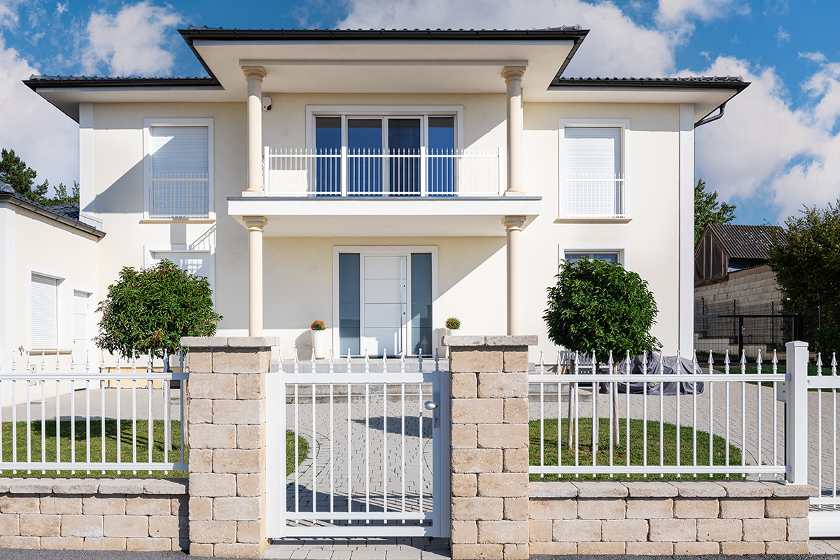 guardi-aluzaun-modell-venezia-zaunfeld-gartentuer-fluegeltor-2-lowres