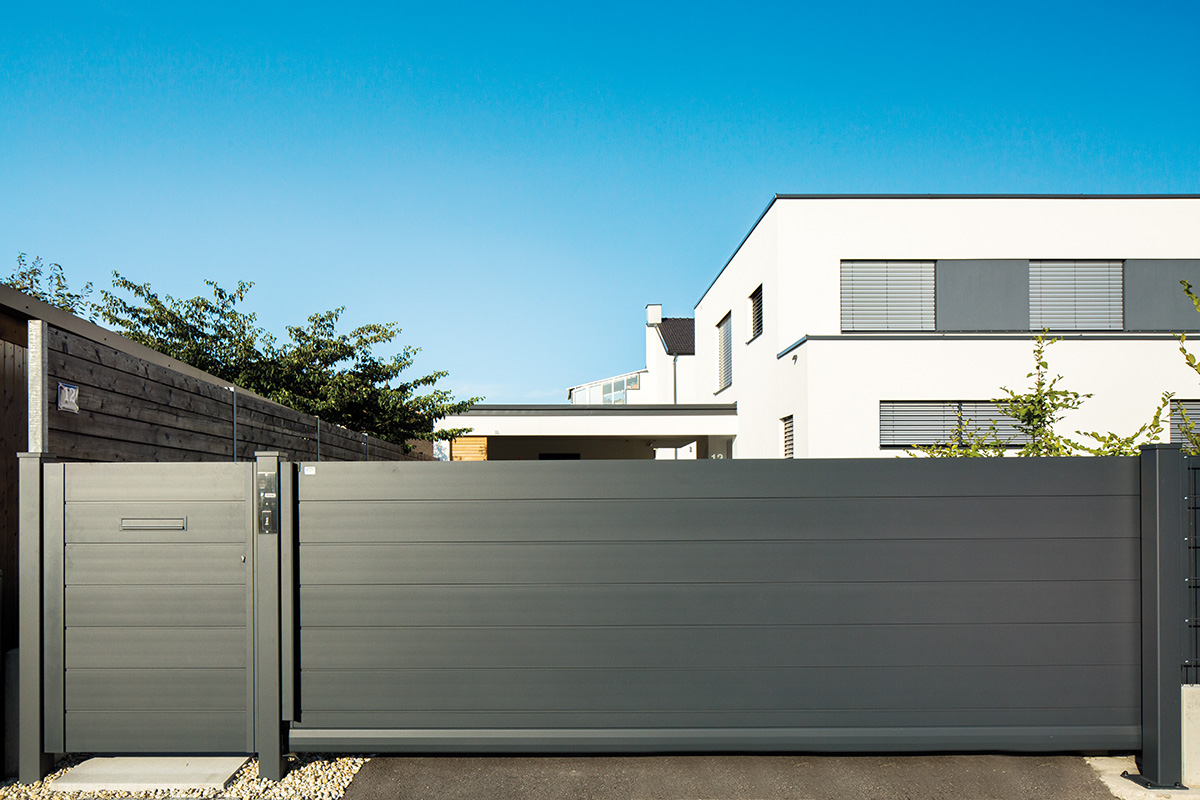 guardi-aluzaun-modell-vista-zaunfeld-schiebetor-2-lowres