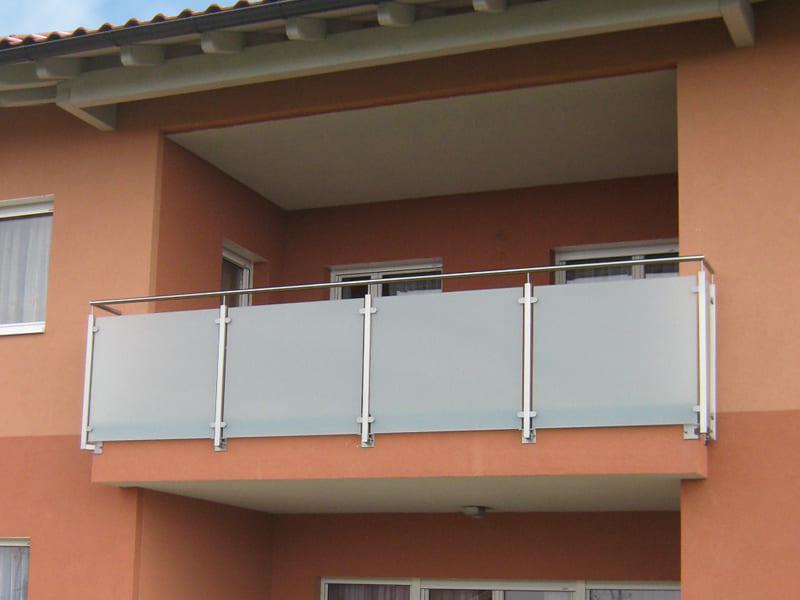 Maurhart-Edelstahl-Glas-Balkongelaender-Terrassengelaender36