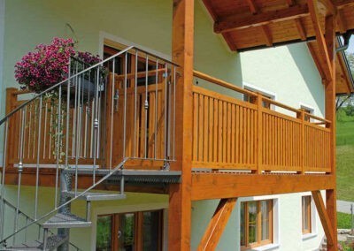 017_Balkon_Modena_braun-400x284